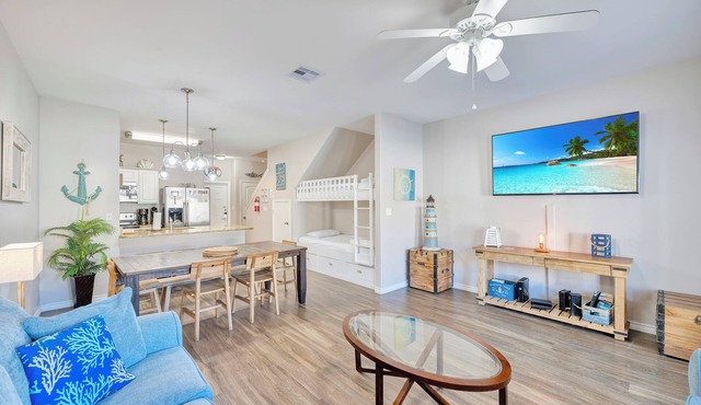 Coastal Retreat W/Pool Views, Private Balconies & Spacious Living