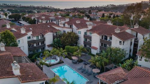Coastal Retreat w Pool Spa BBQ Near Beaches Golf Courses Ritz Pointe Condo by AvantStay