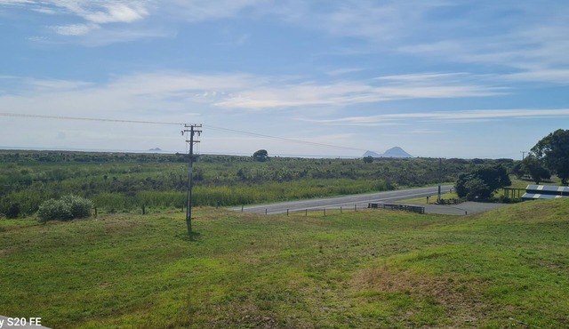 COASTAL RETREAT WITH GREAT VIEWS AND ALL THE COMFORTS OF HOME