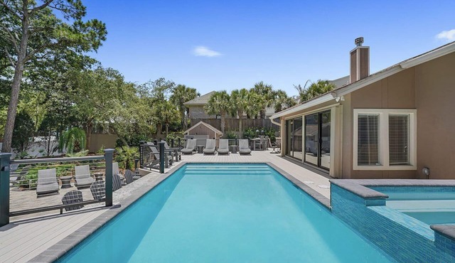 Coastal Soul - Secluded Lakefront Home with Private Pool Area & Golf Cart