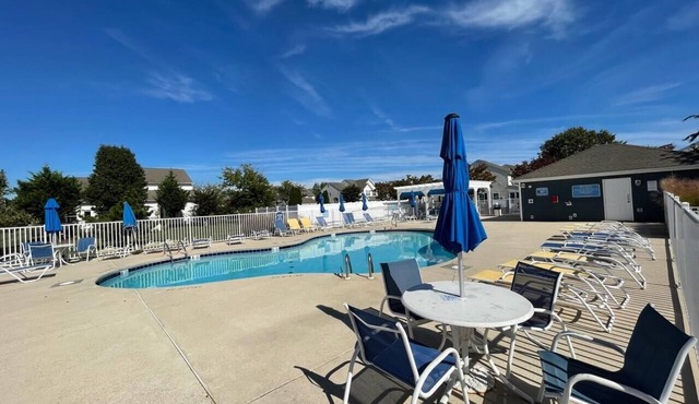 Coastal Townhome w/Pool, Tennis & Near Rehoboth Beach, Boardwalk & Waterpark