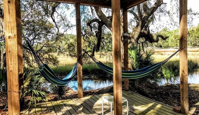 CoastalCreekfrontStudio! Pets ok, near everything you want to do in Coastal Ga!