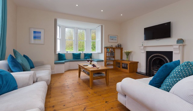 Coastguard House St Ives - Views - Parking for 2 Cars - Sleeps 8