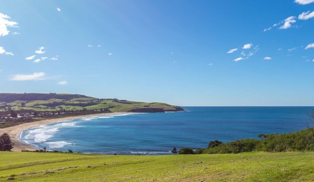 Coastline, Boat Harbour - Gerringong