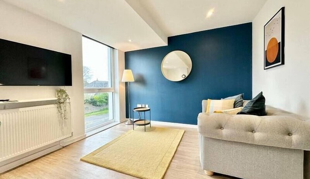 Coates House one bed, with SB - Nailsea