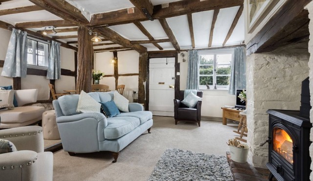 Cobblers Cottage, A delightful, pet friendly, character cottage.
