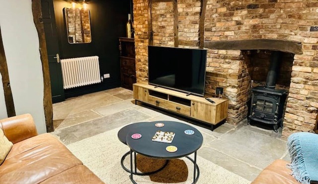 Cobblers Cottage, Bridge Street, Brigg : Luxury renovation 2024 : Town Centre