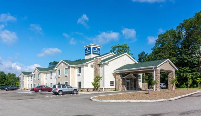 Cobblestone Hotel & Suites - Harborcreek