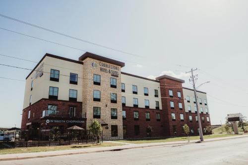 Cobblestone Hotel & Suites - Ottumwa