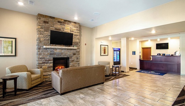 Cobblestone Hotel & Suites - Paxton