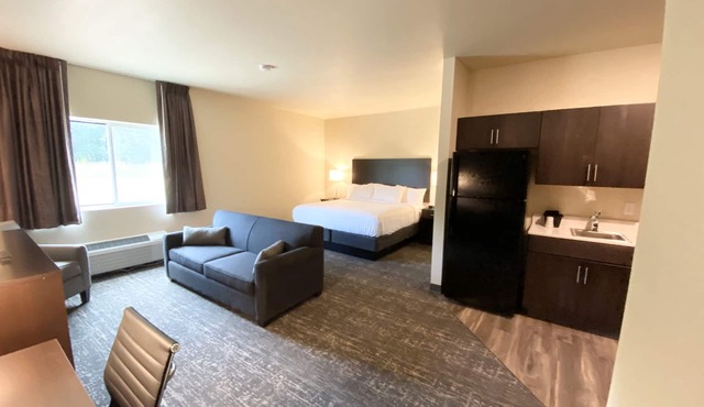 Cobblestone Inn & Suites - Forest City