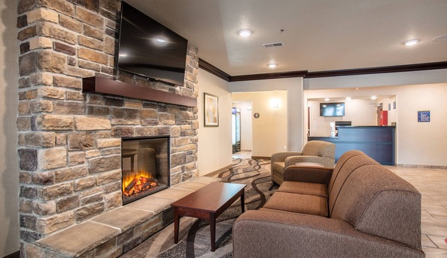 Cobblestone Inn & Suites - Pine Bluffs