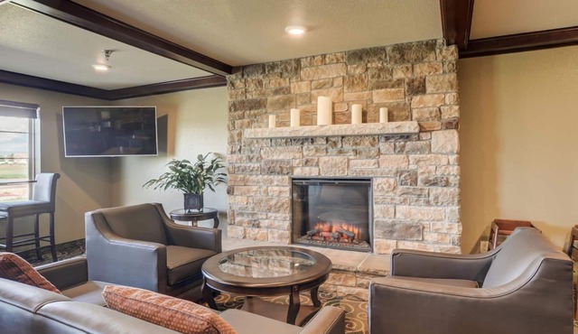 Cobblestone Inn & Suites - Altamont