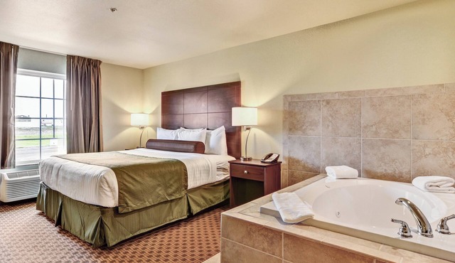Cobblestone Inn & Suites - Ambridge
