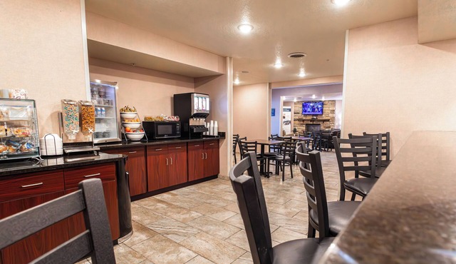 Cobblestone Inn & Suites – Big Lake
