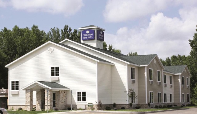 Cobblestone Inn & Suites - Brillion