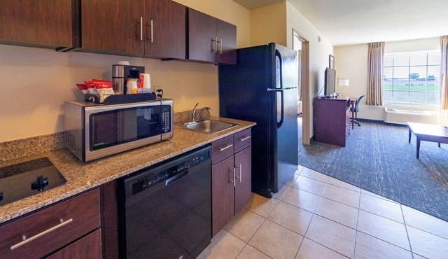 Cobblestone Inn & Suites - Eaton