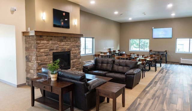 Cobblestone Inn & Suites - Sheldon