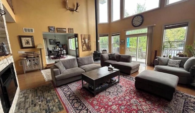 Coboconk Cottage First & Second