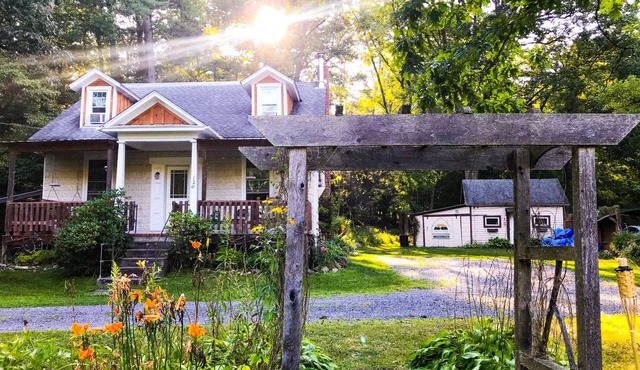 Coburn On the Creek - Flyfish, Tube , Grill, Relax- PSU Football/Camp Woodward