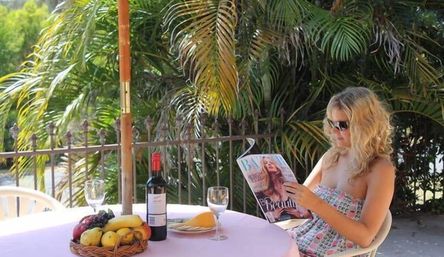 "Cockleshells" by the Lake