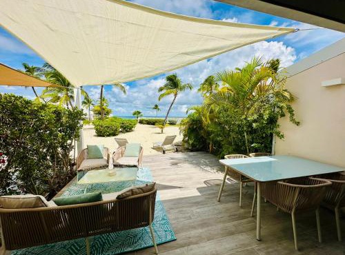 Coco Beach 2 bedrooms beachfront