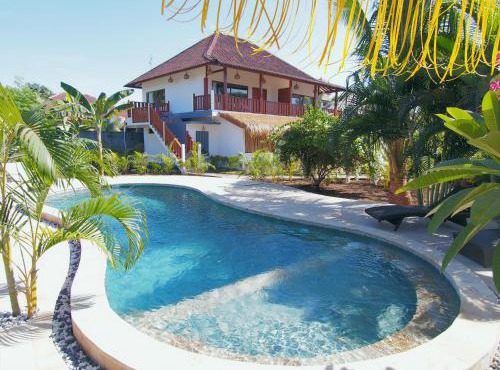CoCo Breeze Spa Hotel