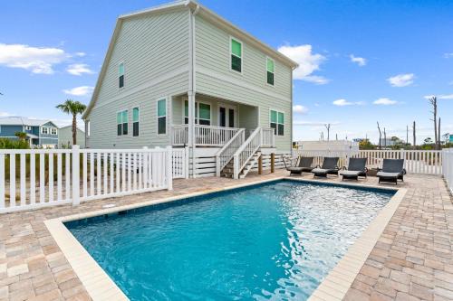 Coco Cabana - 5BR Luxury Coastal Escape with PRIVATE POOL!