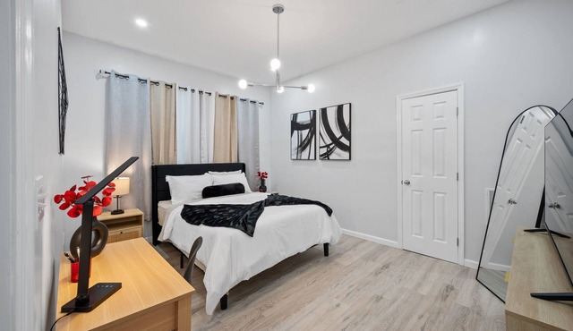 Cocoa - Springfield Brand NEW Apt!