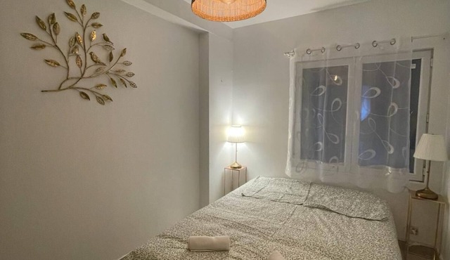 Cocon de Charme. Idéalement Situé Entre Paris, Orly, Maison des Examens