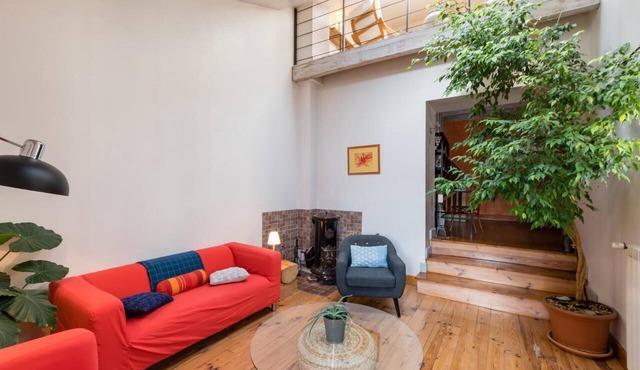 Cocon familial - gîte de charme au centre de die with jacuzzi