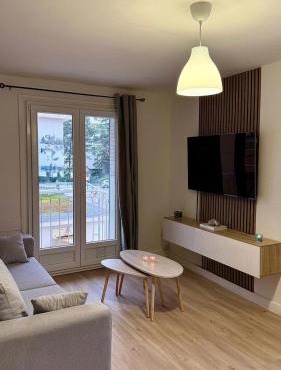 Cocon Lumineux Neuf 3 Chambres Fibre Balcon