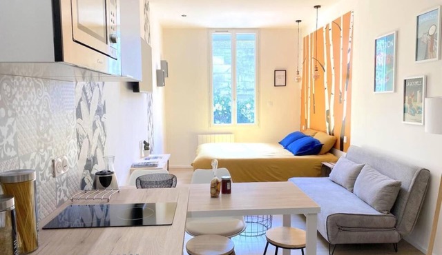 Cocon Moderne au Cœur de Rochefort - Studio Élégant Pour un Séjour Inoubliable