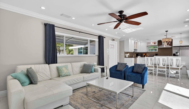 Coconut Oasis – Near Beach