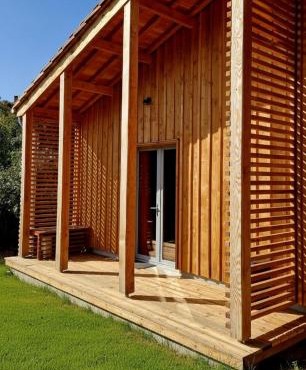 Cocoon de bois entre Ville et Nature avec parking
