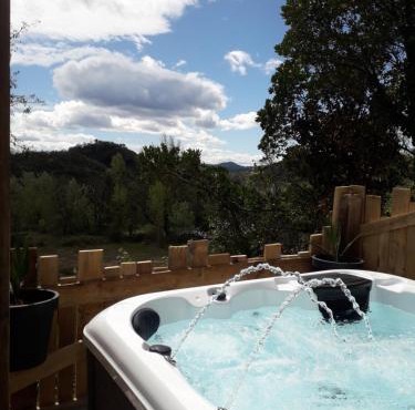 Cocoon Gîtes 2-4 ou 6 pers avec jacuzzi entre Anduze et Alès