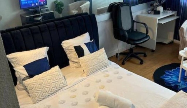 Cocoon of Happiness & Parking