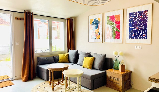 Cocooning cottage by the sea