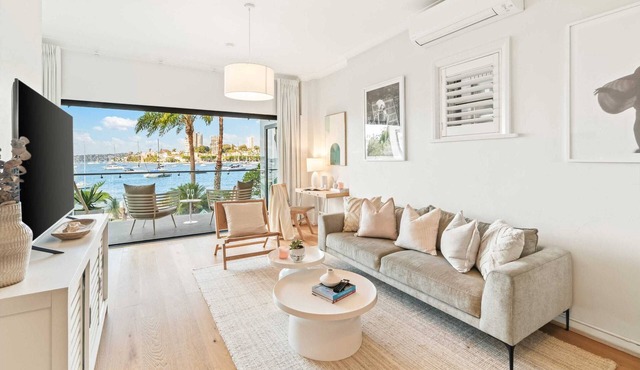 Cocos Apartment at Palm View Collective