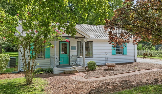 Coda Cottage: Melodic Cottage
