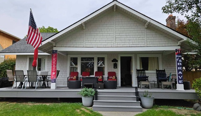 Coeur d'Alene's Famous Lakeshore Cottage next to Sander's Beach and Tubb's Hill!