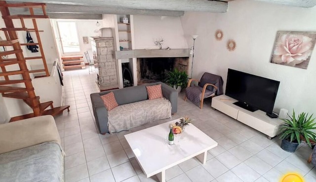 Coeur de Fitou : Maison de Village Atypique