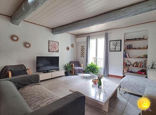 Coeur de Fitou Maison de village atypique avec terrasse