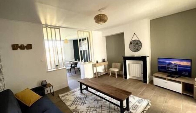 Coeur de Ville, T2 Cosy & Élégant Avec Jardin