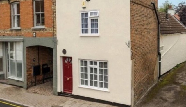 Coin house, stunning 3 beds and garden, Horncastle