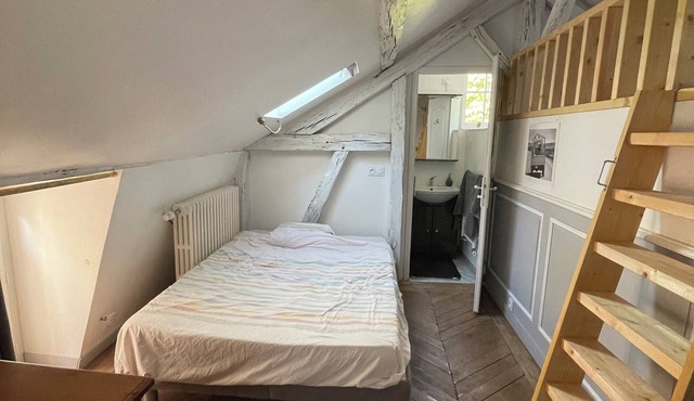 Colas guest rooms with swimming pool for rent Le Mans/Circuit 24 H