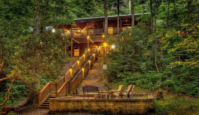 Colby's Cabin- Pet Friendly | Creek Access | Screened Porch