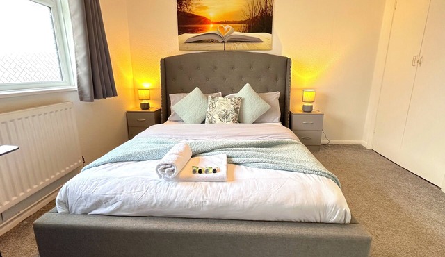 Colchester City Luxury with free Parking and Wifi