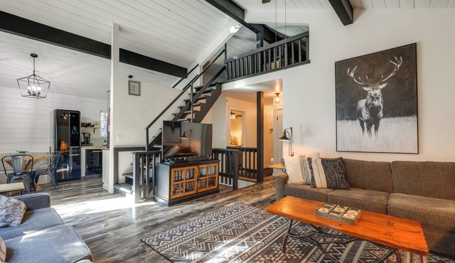 Cold Springs Escape: A/c, Hot Tub, Generator, Wifi