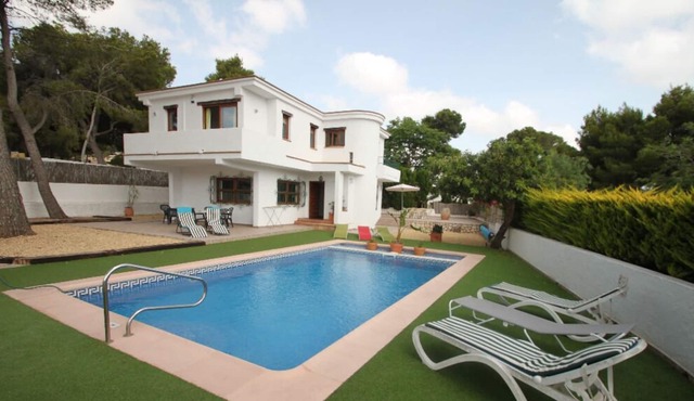 Colibri - modern, well-equipped villa with private pool in Moraira